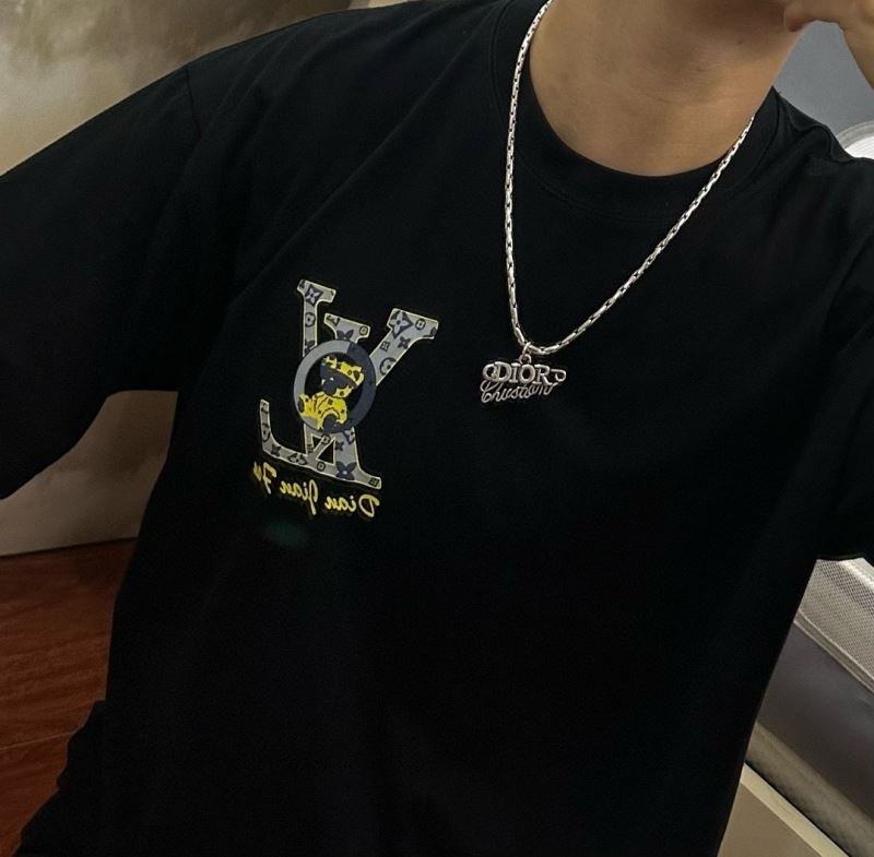 chr1st1an D10r necklaces